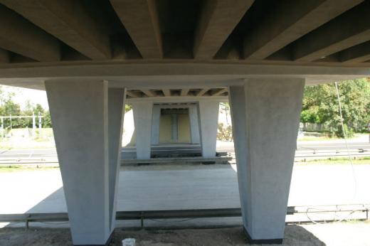 Four-span overpass