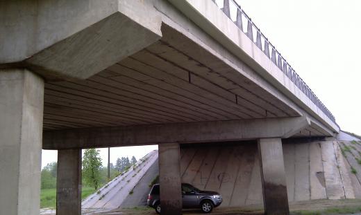 Road overpass &#8211; repair of load carrying structure and pillars &#8211; ensuring correct reinforcement concrete surrounding