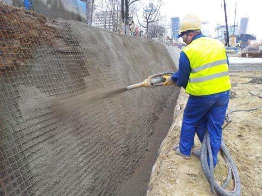 Securing of slopes for the construction of subway